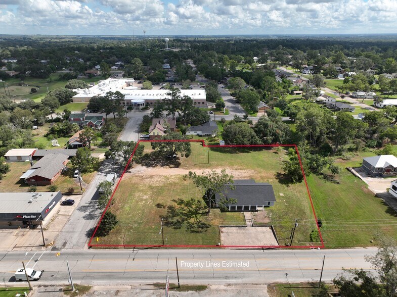 238 W Main St, Bellville, TX à louer - Photo du bâtiment - Image 2 de 8