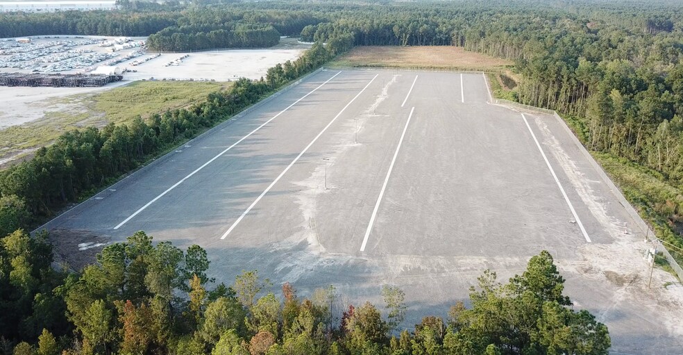 Old Augusta Rd, Rincon, GA à louer - Photo du bâtiment - Image 2 de 3