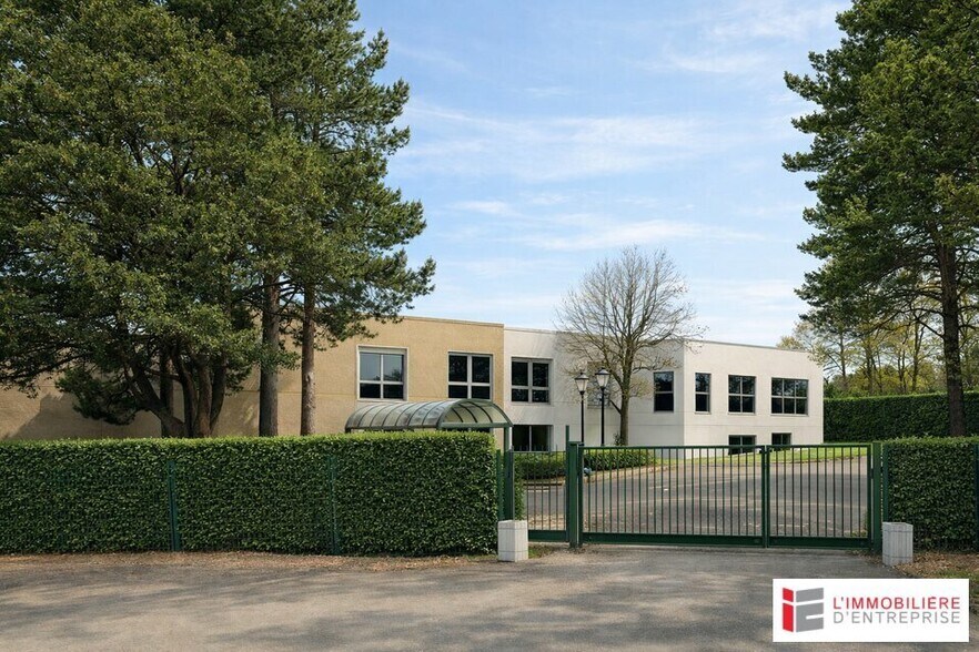 Office in Rennes for sale - Building Photo - Image 2 of 5