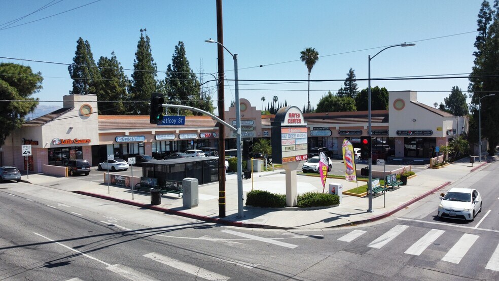 7606 Fallbrook Ave, Canoga Park, CA for lease - Building Photo - Image 3 of 16
