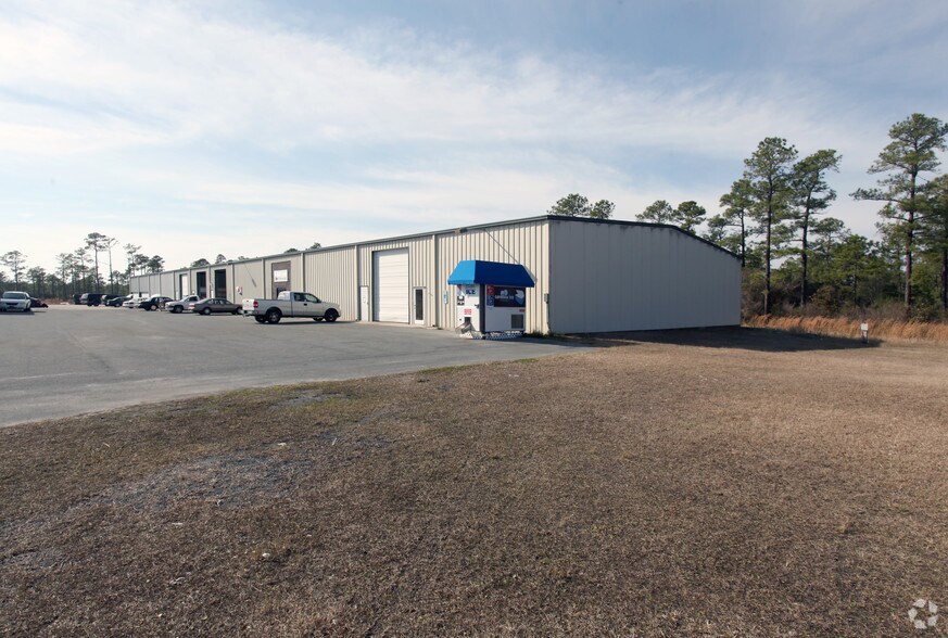 3846 George II Hwy, Southport, NC à louer - Photo du bâtiment - Image 3 de 22