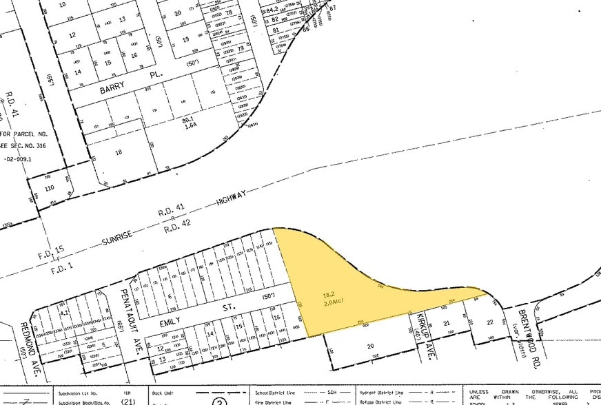 1746-1766 Sunrise Hwy, Bay Shore, NY for lease - Building Photo - Image 3 of 3