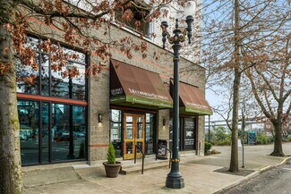 Plus de détails pour 309 S Montgomery St, Portland, OR - Commerce de détail à vendre