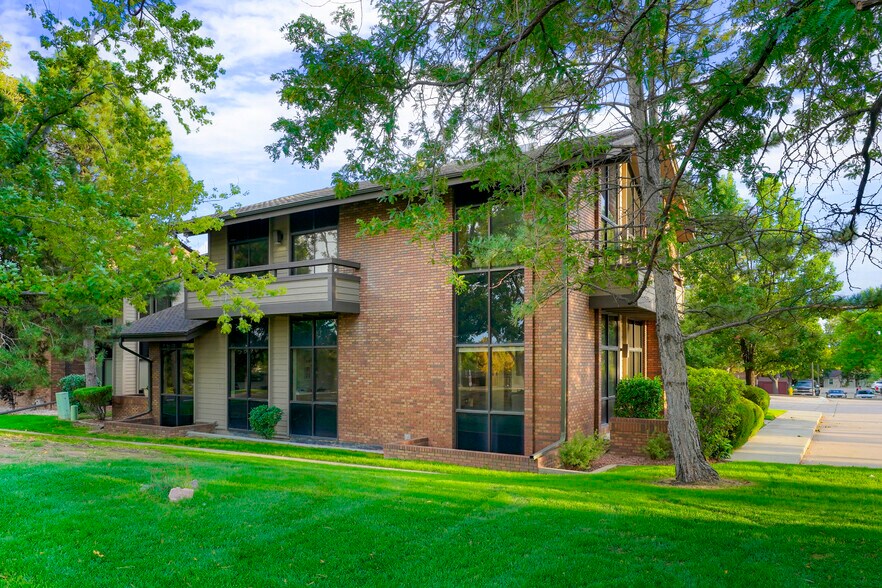 5400 Ward Rd, Arvada, CO à louer - Photo du bâtiment - Image 3 de 36