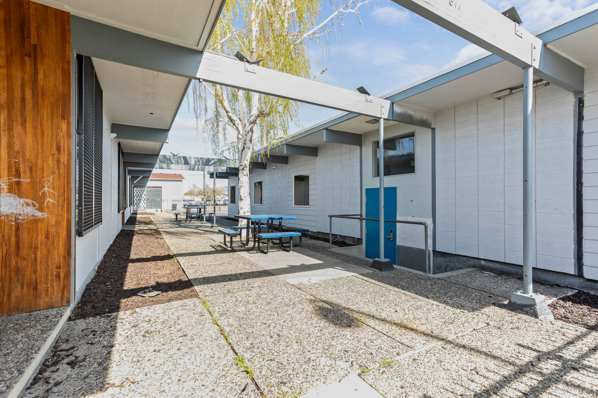 611 W Columbia St, Pasco, WA for sale Primary Photo- Image 1 of 31