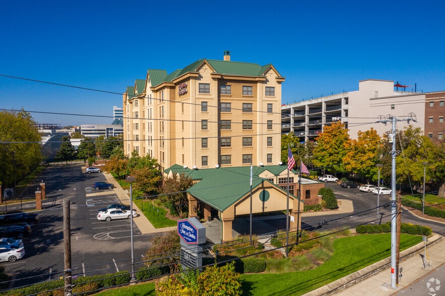 2330 Elliston Pl, Nashville, TN à vendre - Photo du bâtiment - Image 2 de 11