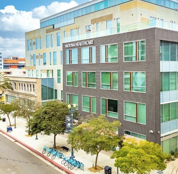 604 & 650 Pine Ave, Long Beach portefeuille de 2 propriétés à vendre sur LoopNet.ca - Photo du bâtiment - Image 1 de 2