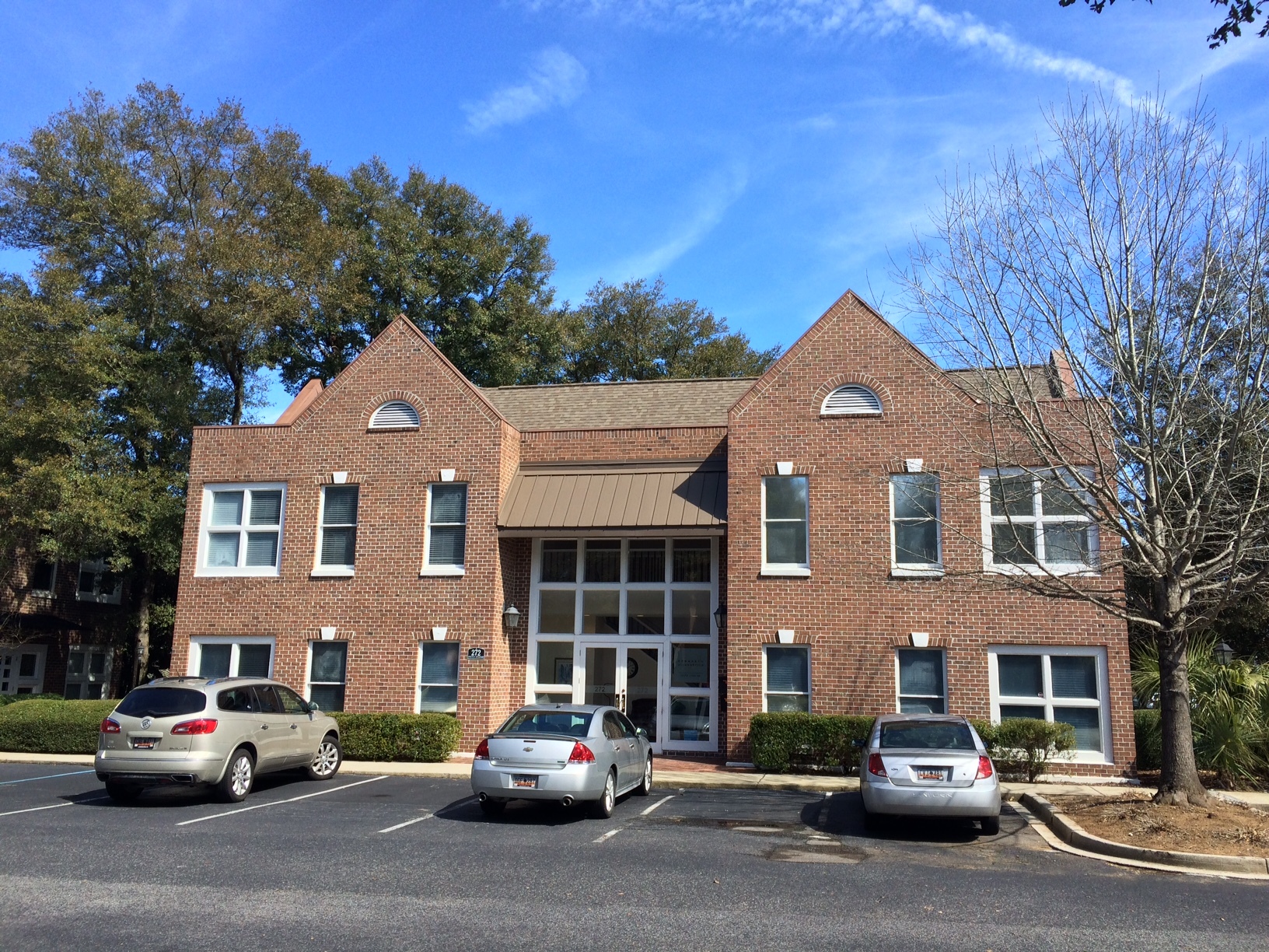 272 W Coleman Blvd, Mount Pleasant, SC for sale Building Photo- Image 1 of 1