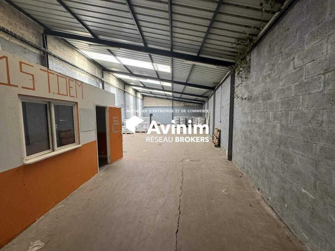 Industrial in Villeneuve-la-Garenne for lease Interior Photo- Image 1 of 4
