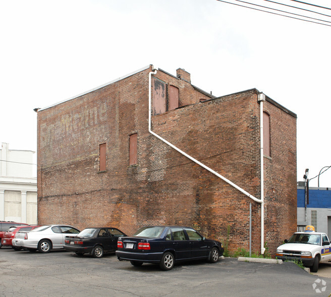 675 Michigan Ave, Buffalo, NY à vendre - Photo du bâtiment - Image 2 de 2