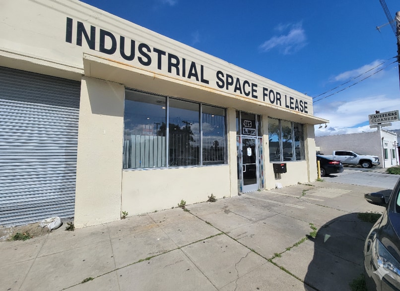 415 E 10th St, Pittsburg, CA for lease - Primary Photo - Image 2 of 42