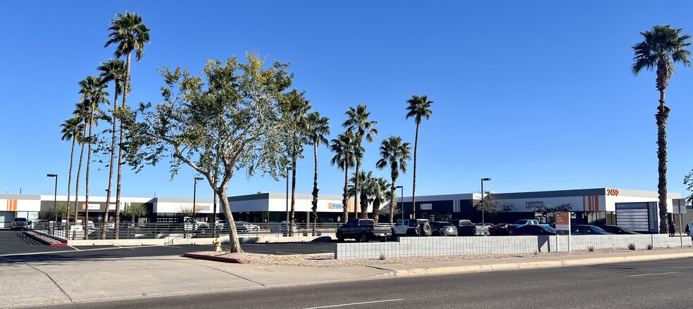 2450 W Broadway Rd, Mesa, AZ for lease - Building Photo - Image 2 of 9