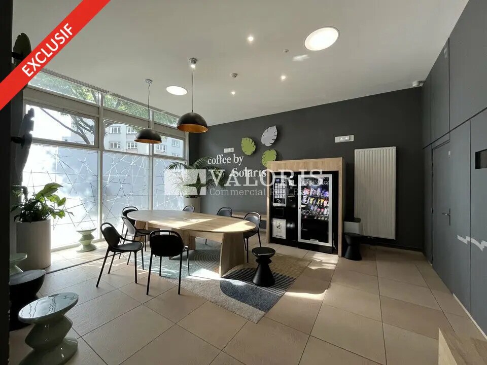 Office in Lyon for lease Interior Photo- Image 1 of 8