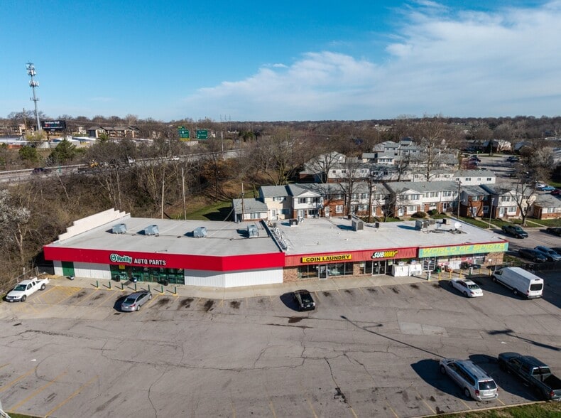 1724-1804 NE Parvin Rd, Kansas City, MO for lease - Primary Photo - Image 2 of 3