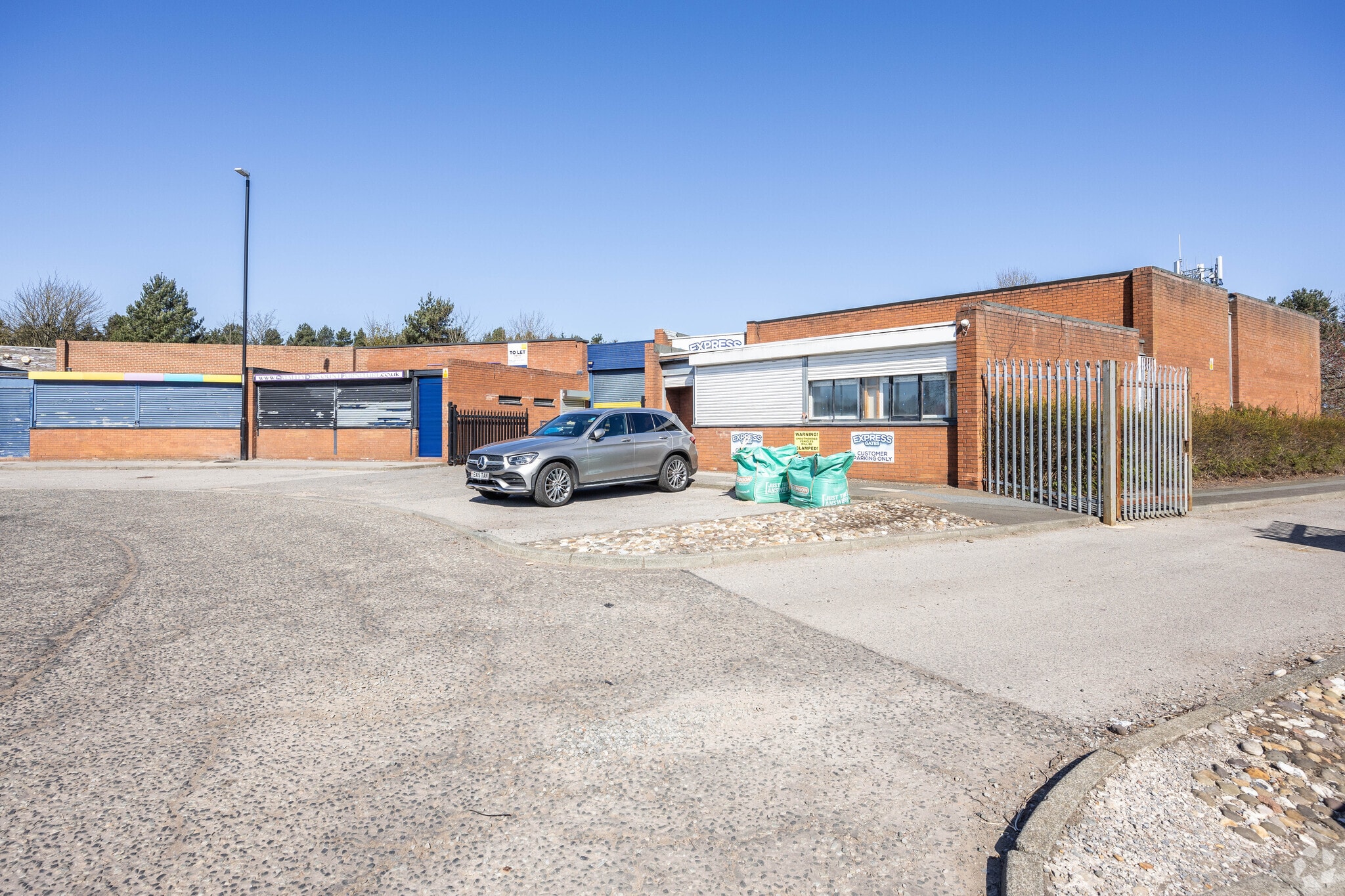 Donkin Rd, Washington for lease Primary Photo- Image 1 of 4