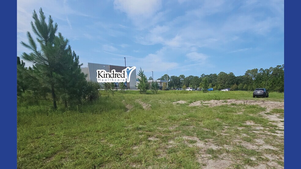 1524 Normandy Village Pkwy, Jacksonville, FL à vendre - Photo du bâtiment - Image 3 de 5