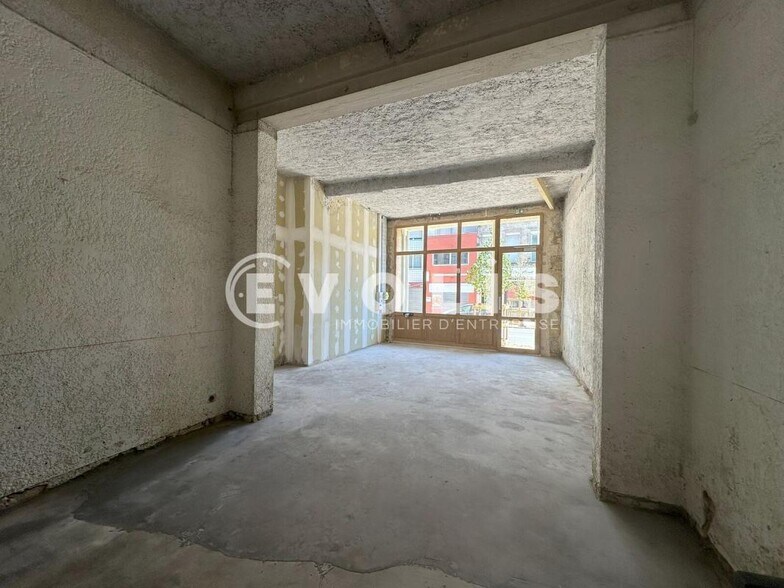 Bureau dans Bordeaux à louer - Photo du bâtiment - Image 2 de 6