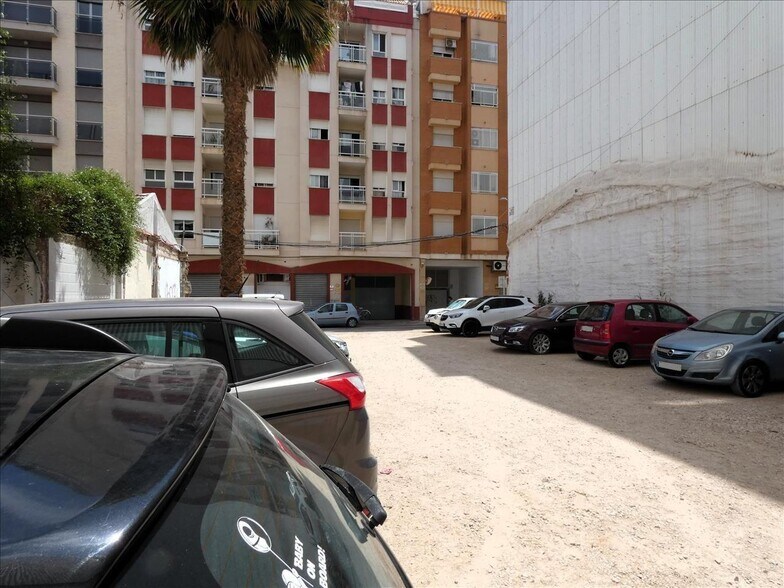 Carrer del Mestre Serrano, 14, Dénia, Alicante à vendre - Photo du bâtiment - Image 3 de 12