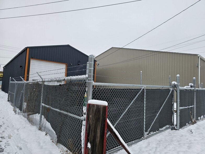 2117 W Morris St, Indianapolis, IN for lease - Building Photo - Image 3 of 15