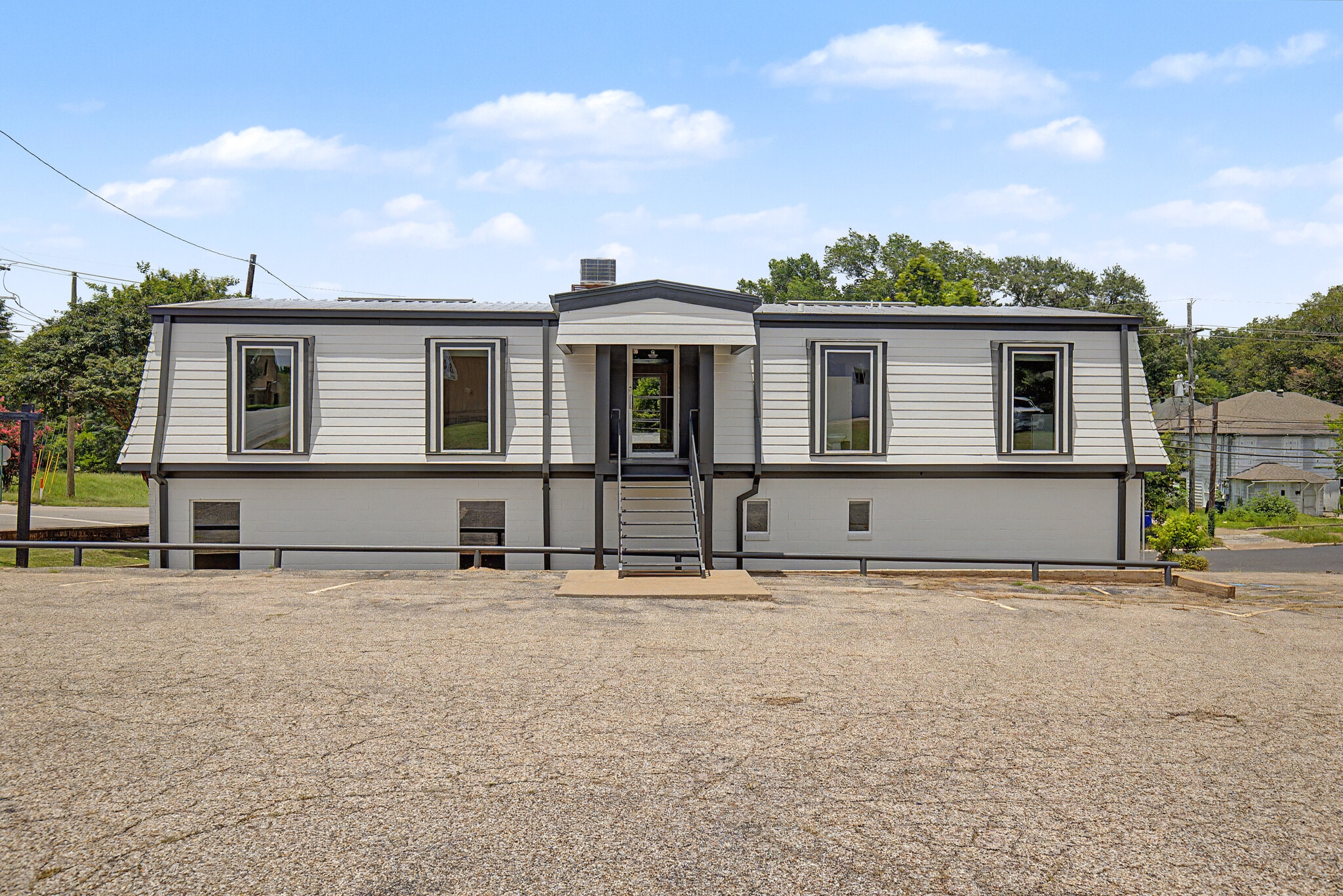 1117 10th St, Huntsville, TX for lease Building Photo- Image 1 of 32