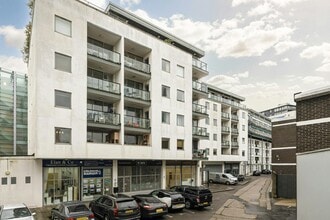 83 Crampton St, Londres à louer Photo du bâtiment- Image 2 de 9