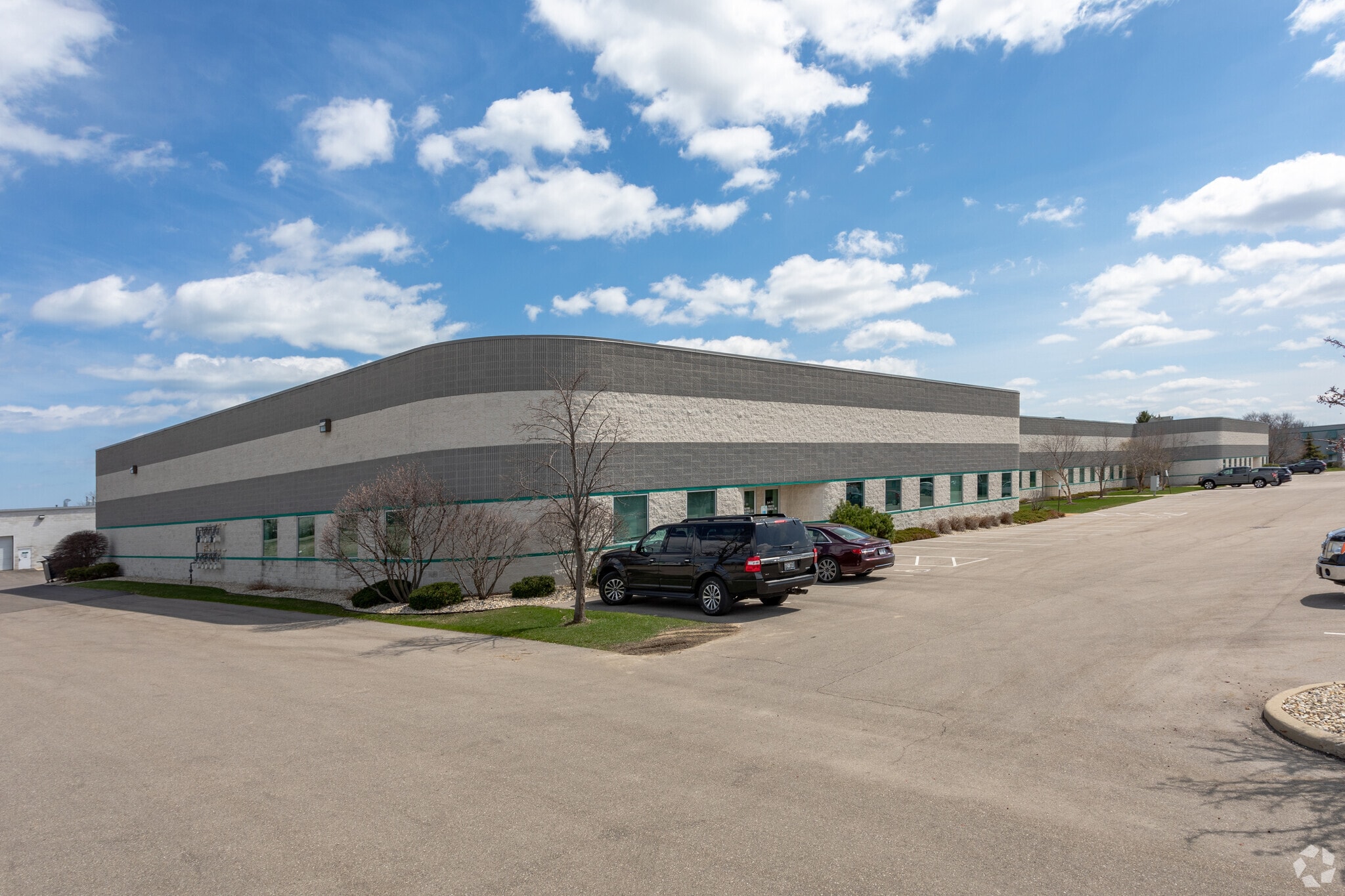8920 58th Pl, Kenosha, WI for lease Primary Photo- Image 1 of 5