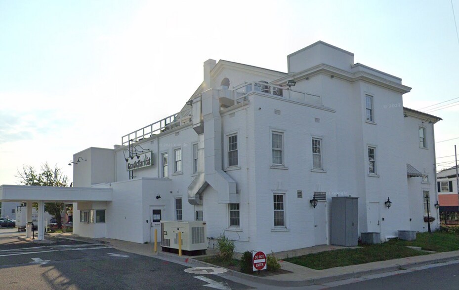 8372 W Main St, Marshall, VA à vendre - Photo du bâtiment - Image 3 de 3