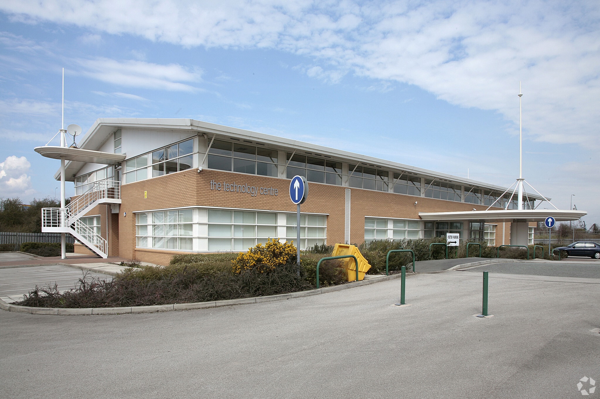 Inward Way, Ellesmere Port for sale Primary Photo- Image 1 of 4