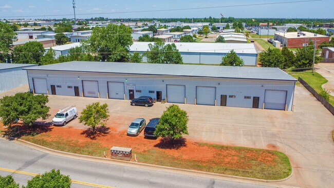 More details for 8221 N Glade Ave, Oklahoma City, OK - Flex for Lease
