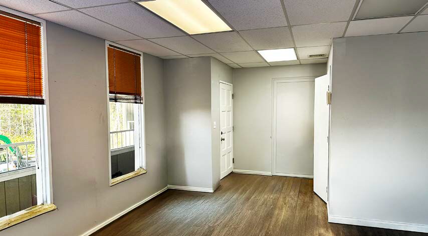 33427 Pacific Hwy S, Federal Way, WA à louer - Photo du bâtiment - Image 3 de 4