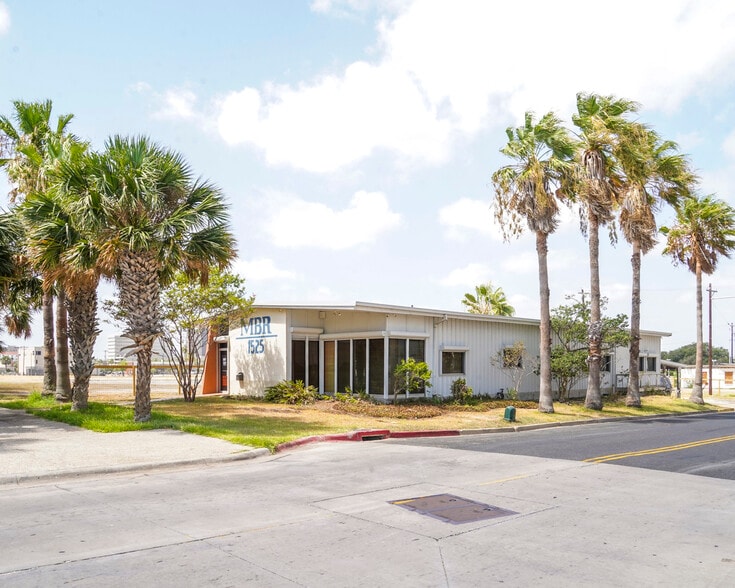 1525 Shoreline Blvd, Corpus Christi, TX for sale - Primary Photo - Image 1 of 21
