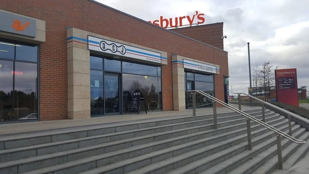 Longbridge Ln, Birmingham for lease Building Photo- Image 1 of 2