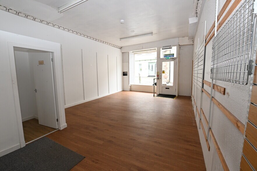 17 High St, Dunblane à louer - Photo du bâtiment - Image 3 de 5