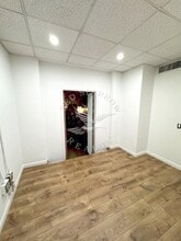 23 W 73rd St, New York, NY for lease Interior Photo- Image 2 of 5