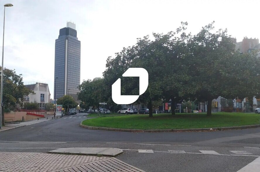 2 Place Saint Similien, Nantes for lease - Building Photo - Image 3 of 19