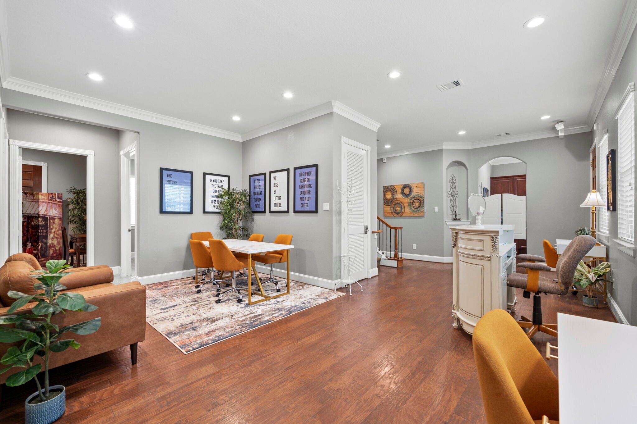 303 Longmire Rd, Conroe, TX à vendre Photo du bâtiment- Image 1 de 14