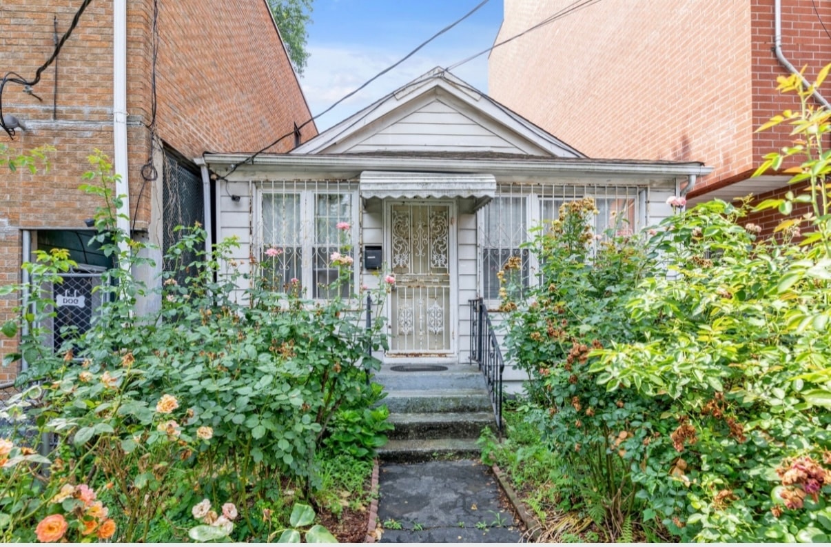 11250 38th Ave, Corona, NY for sale Primary Photo- Image 1 of 3