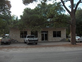 More details for 301 Bishop St, Smithville, TX - Office for Lease