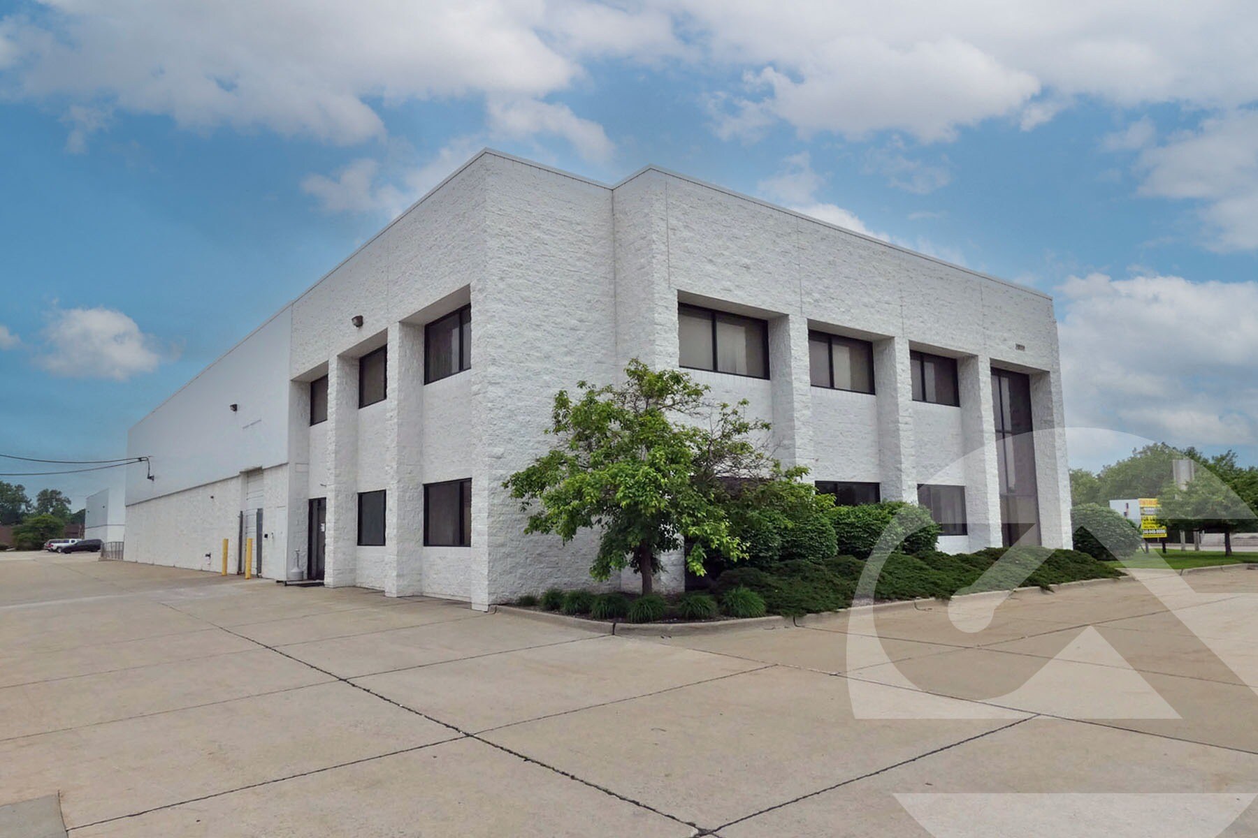 1801 Michael St, Madison Heights, MI for lease Primary Photo- Image 1 of 2