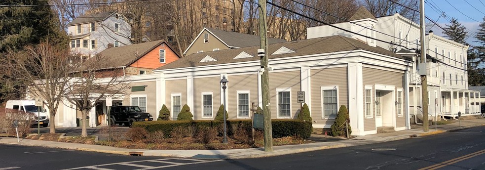 96 Lexington Ave, Mount Kisco, NY à vendre - Photo du bâtiment - Image 2 de 8