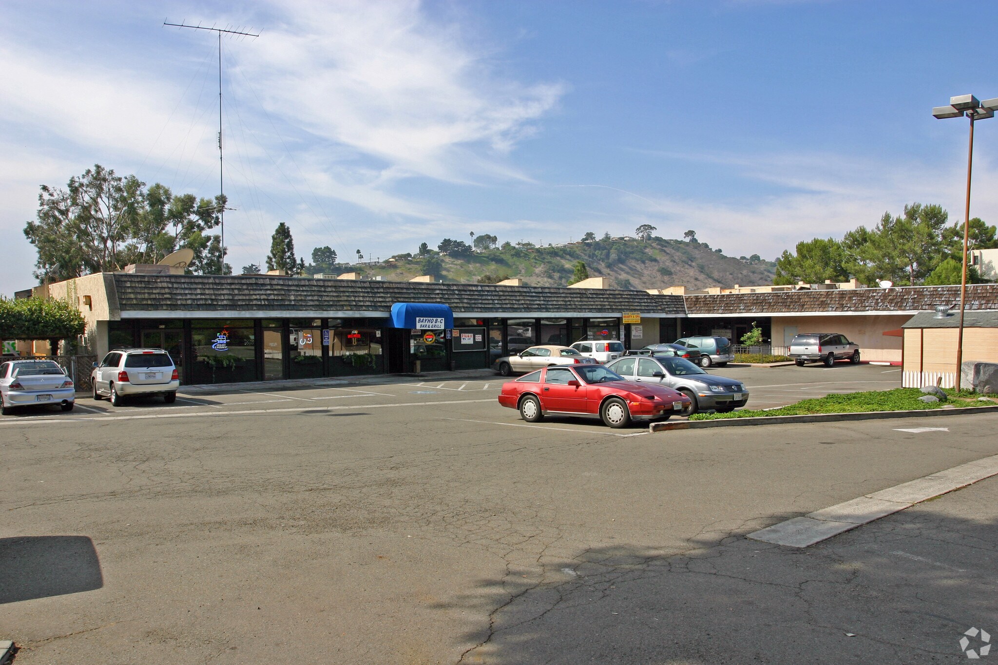 4011-4031 Avati Dr, San Diego, CA à louer Photo principale- Image 1 de 4