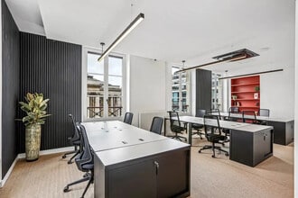 1 Rue De La Bourse, Paris for lease Interior Photo- Image 1 of 7