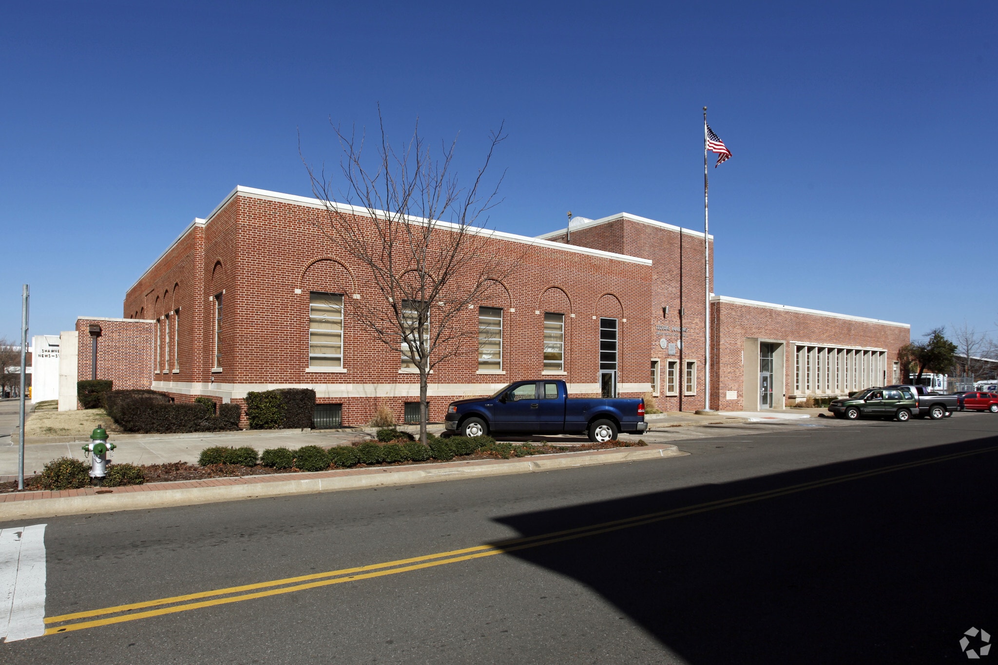 116 E 9th St, Shawnee, OK for lease Primary Photo- Image 1 of 3