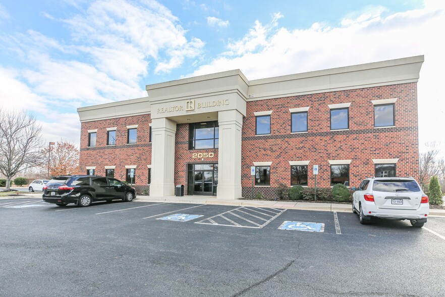 2050 Gordon W Shelton Blvd, Fredericksburg, VA for lease - Building Photo - Image 1 of 55