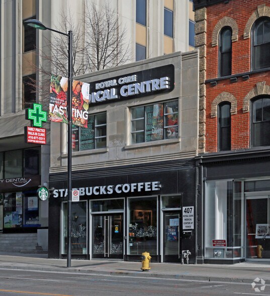 407 Yonge St, Toronto, ON à vendre - Photo principale - Image 1 de 1
