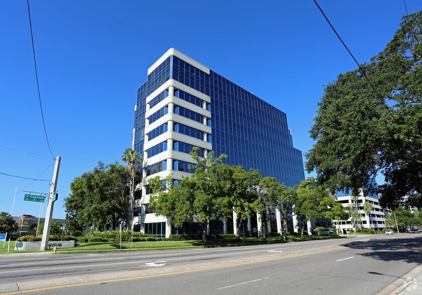 4200 W Cypress St, Tampa, FL à louer - Photo du bâtiment - Image 2 de 20