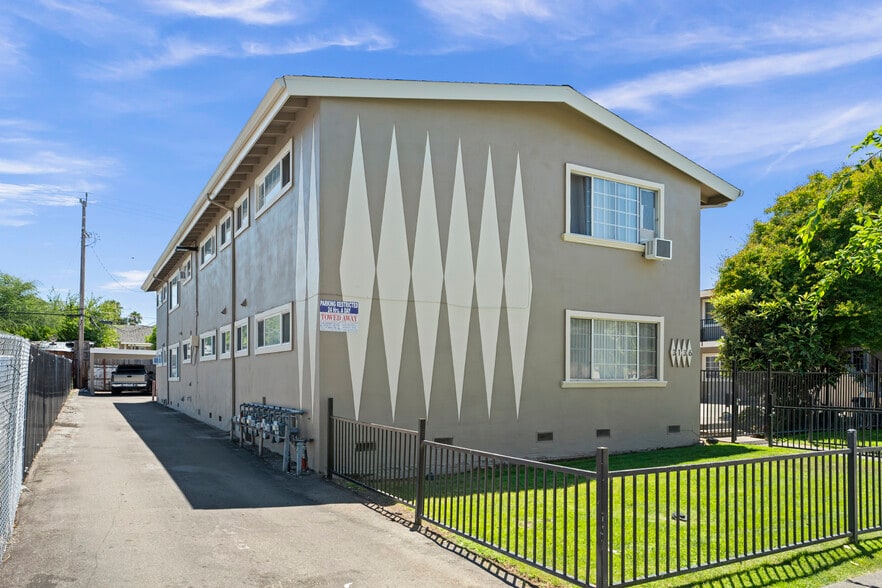 3136 Cadillac Dr, San Jose, CA for sale - Building Photo - Image 3 of 16
