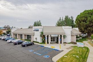 Plus de détails pour 5301 Truxtun Ave, Bakersfield, CA - Bureau/Médical à louer