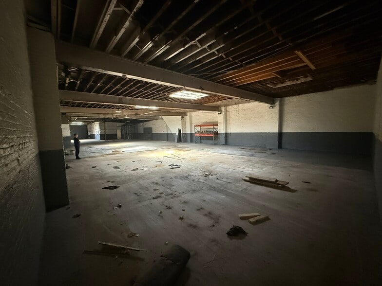 802-804 Jamaica Ave, Brooklyn, NY for lease - Building Photo - Image 2 of 7