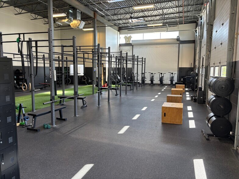 8245 Cody Dr, Lincoln, NE à vendre - Photo intérieure - Image 2 de 18